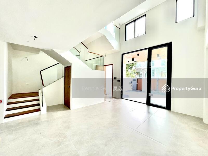 Serangoon Garden. Brand New Modern Inter Terrace!