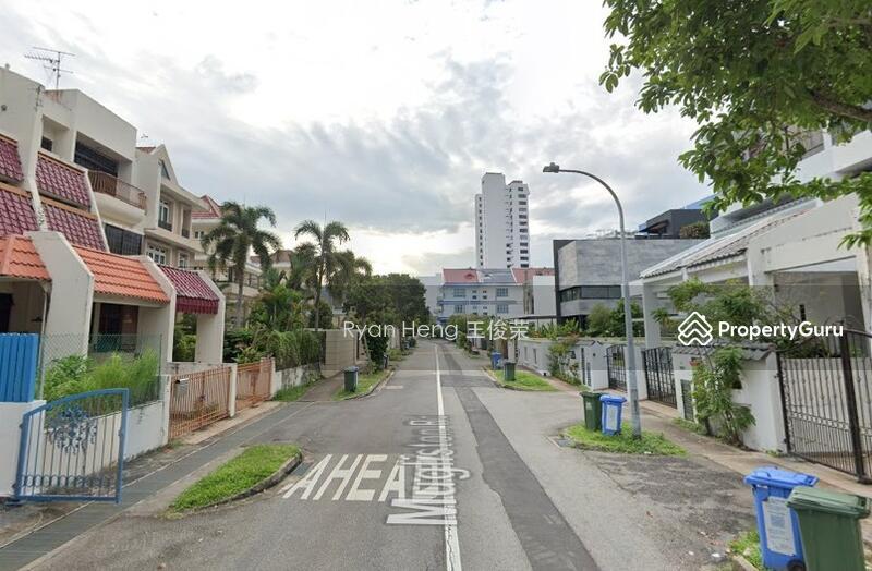 Corner Terrace for Sale: D15, 438786