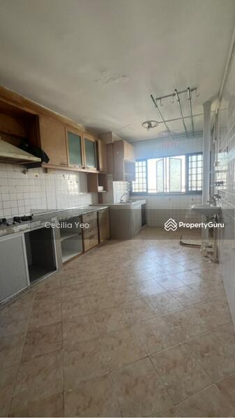 HDB Flat for Sale: D12, 330093