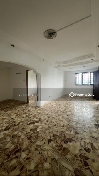 HDB Flat for Sale: D12, 330093