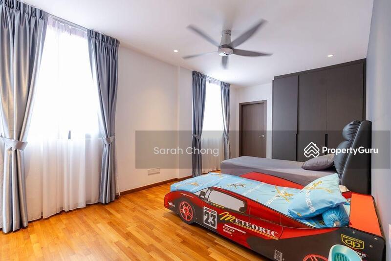 Corner Terrace for Sale: D28, 808910
