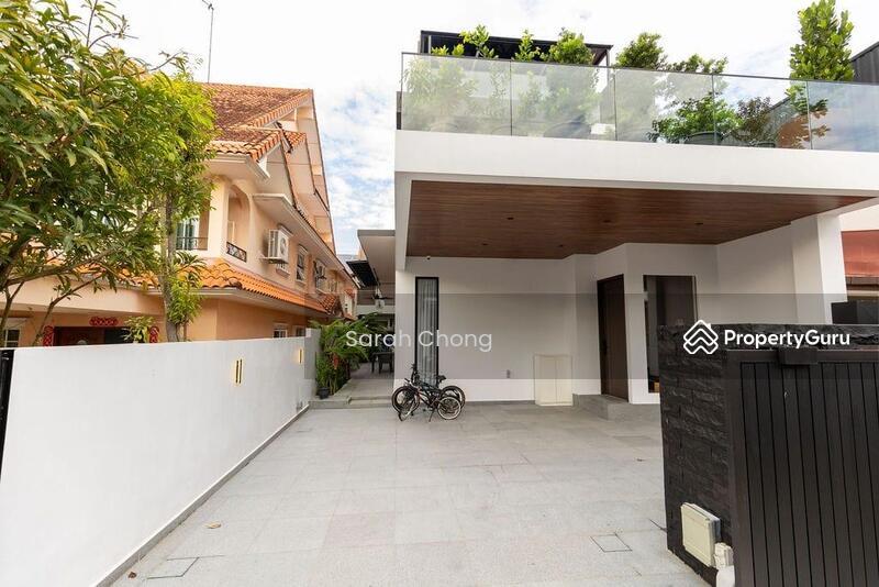 Corner Terrace for Sale: D28, 808910