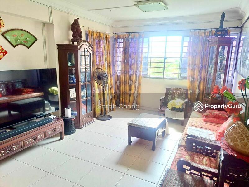 Prop-GPT: HDB Flat: D18  487B Tampines Street 45
