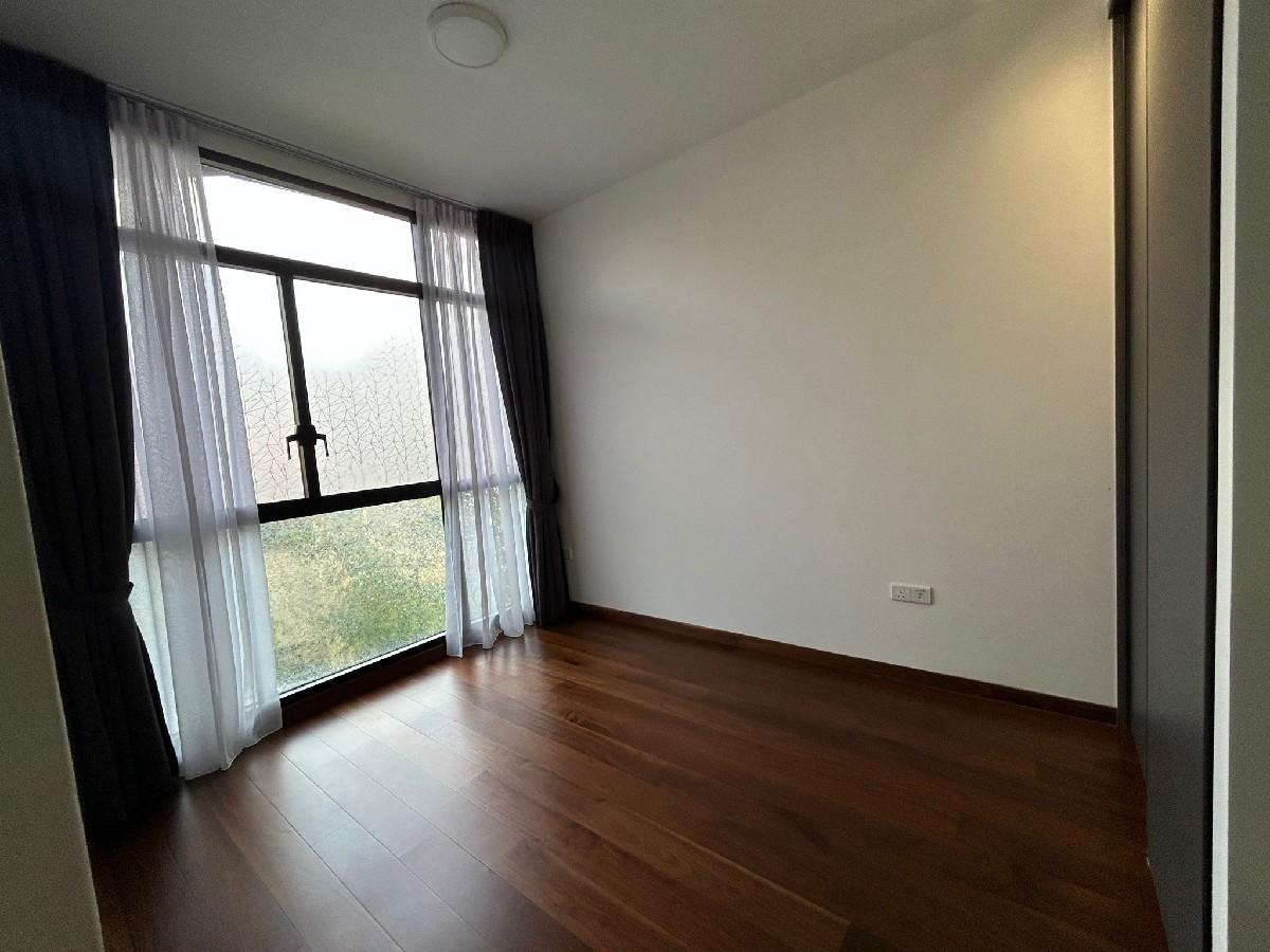 Daintree Residence Condominium For Sale, $1,390,000, 2 Bed 2 Bath 710 sqft $1,958.00 psf