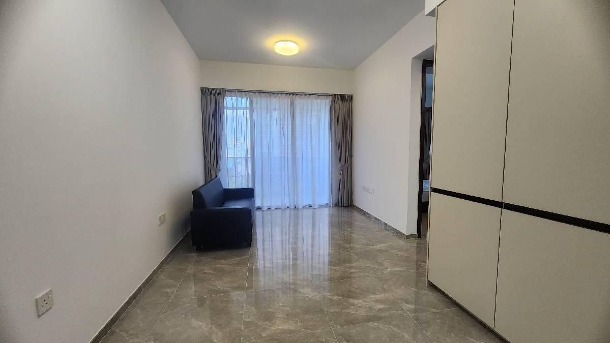 Prop-GPT: Condominium: D20  JadeScape