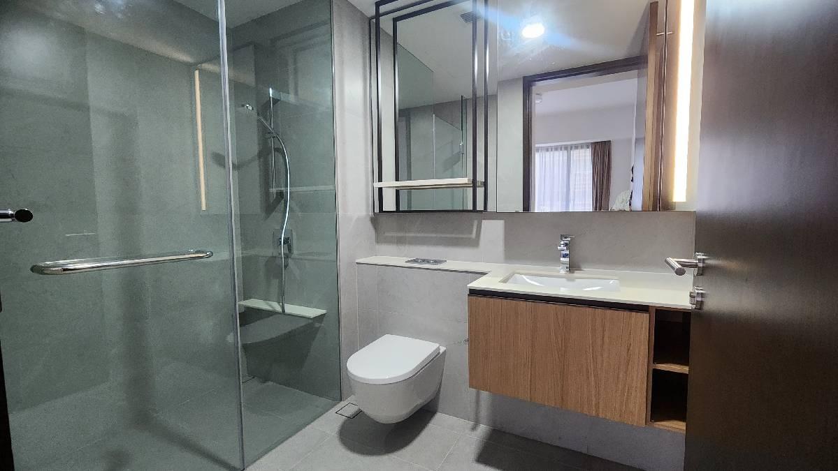 JadeScape Condominium For Sale, $1,800,000, 2 Bed 2 Bath 764 sqft $2,356.00 psf