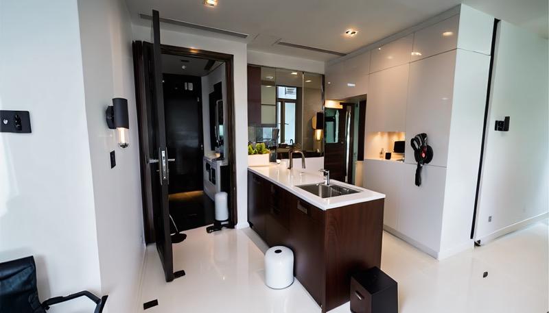 One Tree Hill Residence Condominium For Sale, $3,200,000, 3 Bed 3 Bath 1,227 sqft $2,608.00 psf