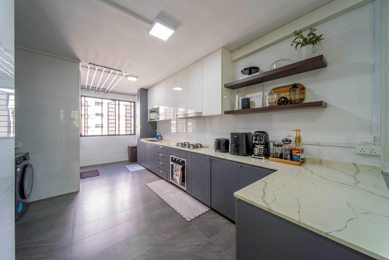 888 Tampines Street 81 HDB Apartment For Sale, $680,000, 3 Bed 2 Bath 1,162 sqft $585.00 psf