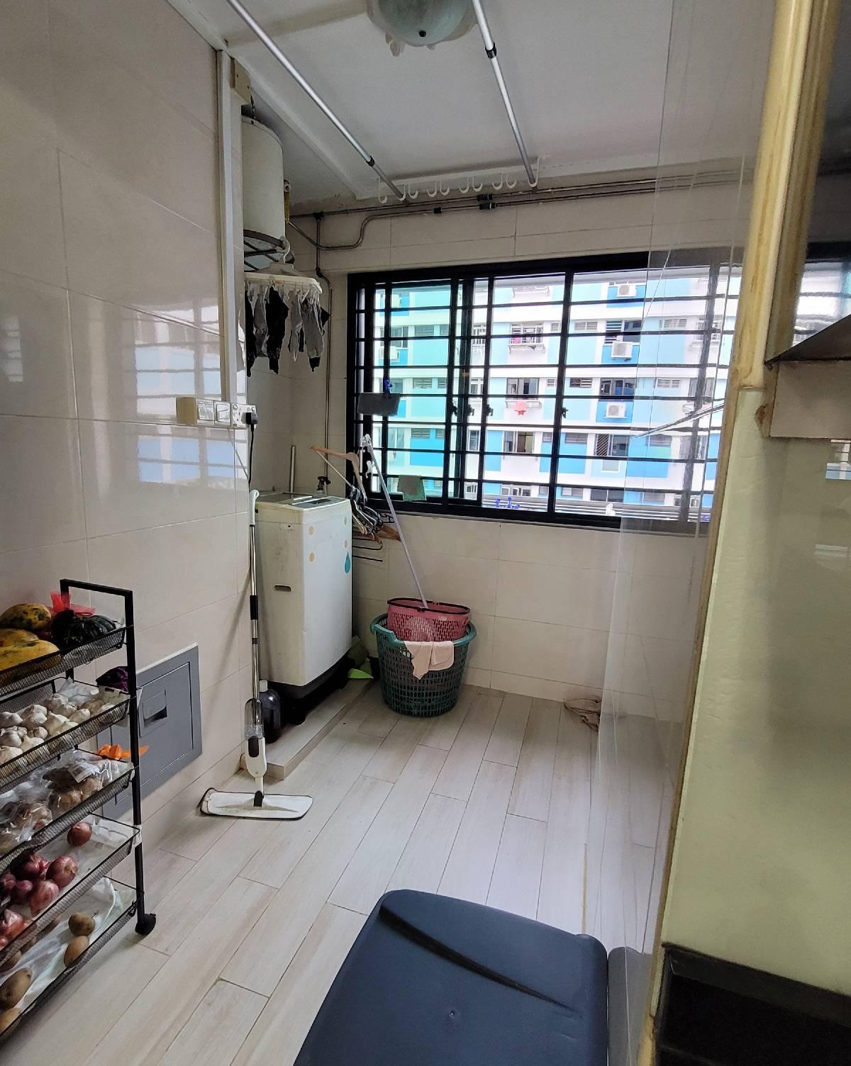 127 Pasir Ris Street 11 HDB Apartment For Sale, $650,000, 3 Bed 2 Bath 1,130 sqft $575.00 psf