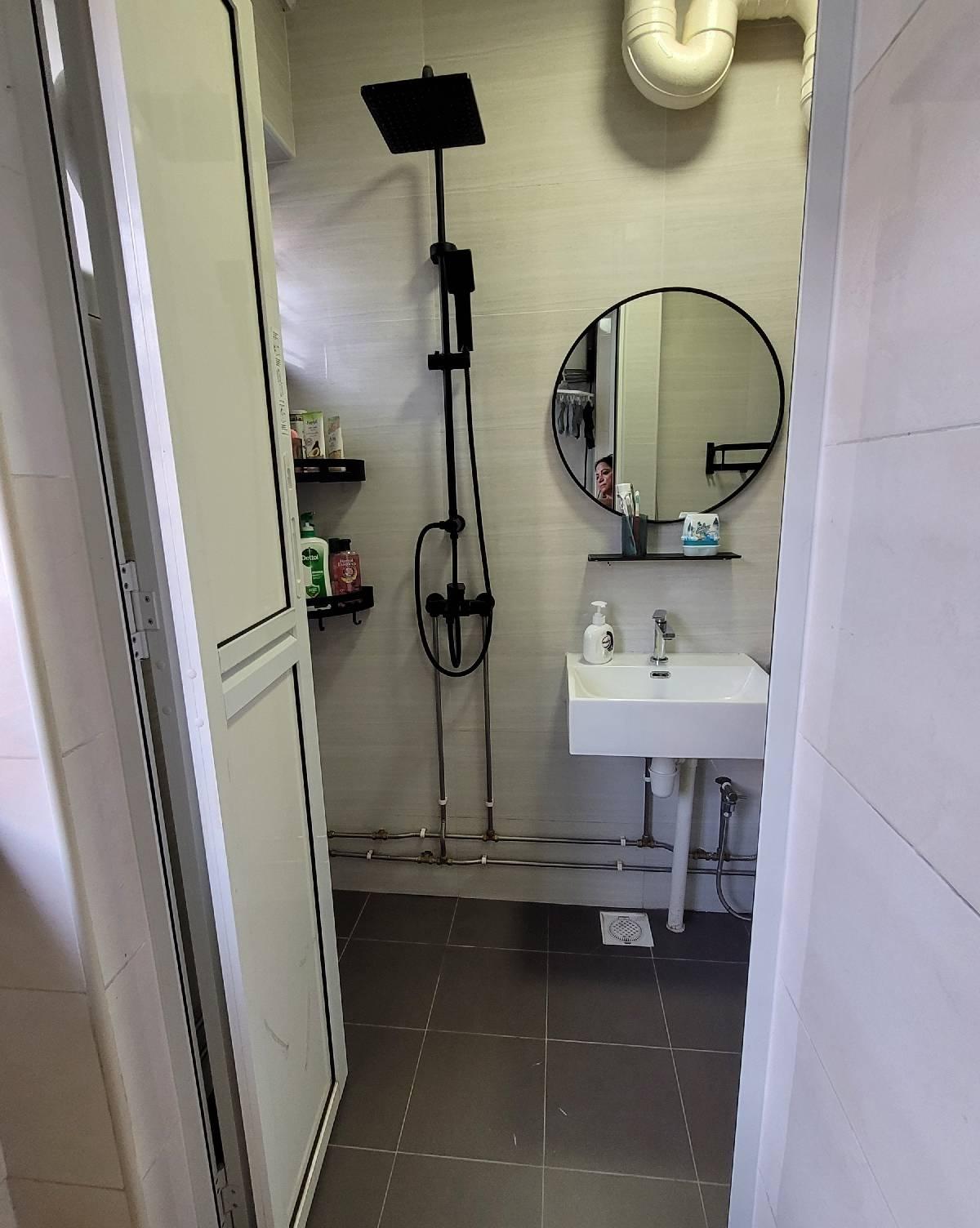 127 Pasir Ris Street 11 HDB Apartment For Sale, $650,000, 3 Bed 2 Bath 1,130 sqft $575.00 psf