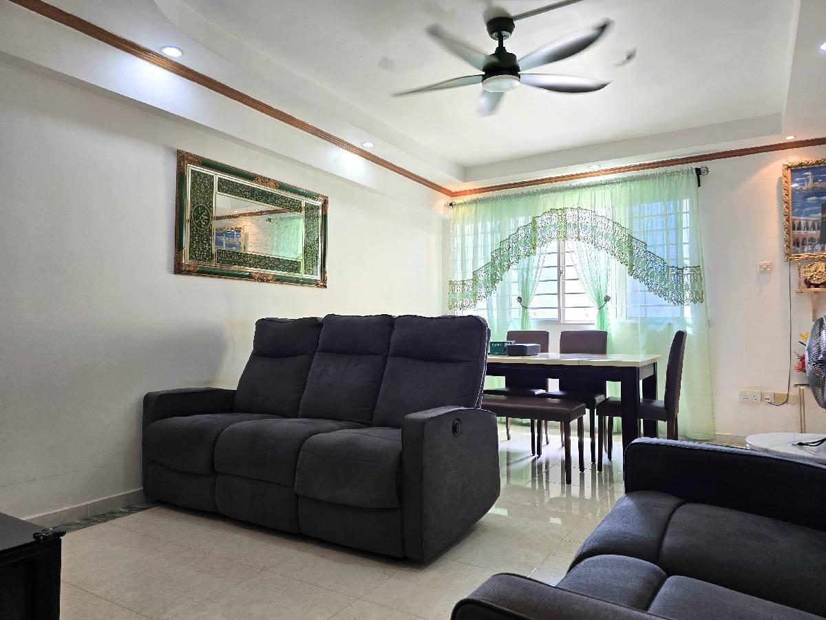 HDB Apartment for Sale: D27, 750492