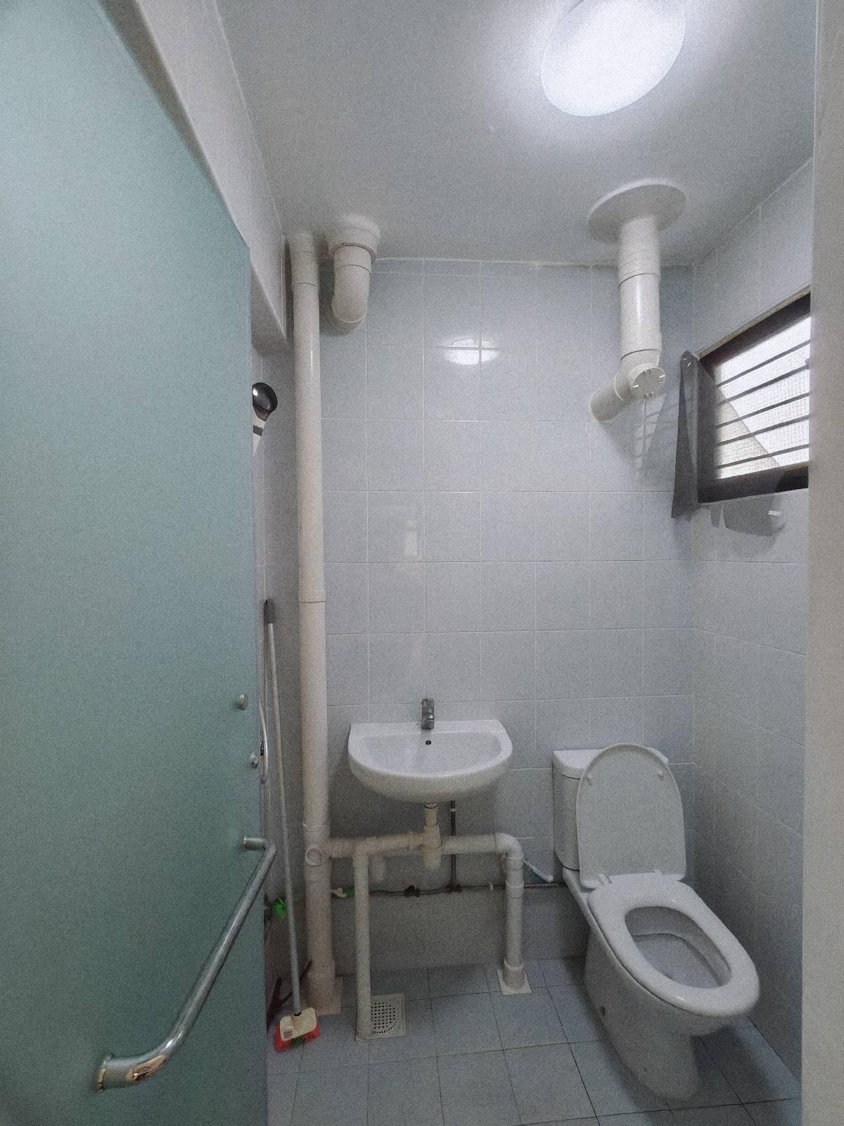 538 Ang Mo Kio Avenue 5 HDB Apartment For Sale, $430,000, 2 Bed 2 Bath 743 sqft $579.00 psf