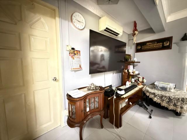 HDB Apartment for Sale: D16, 460092