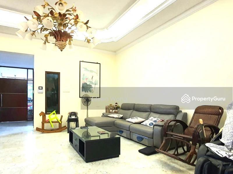 Prop-GPT: Semi-Detached: D15   Park 6 cars Semi-D with Bungalow Land Area 
