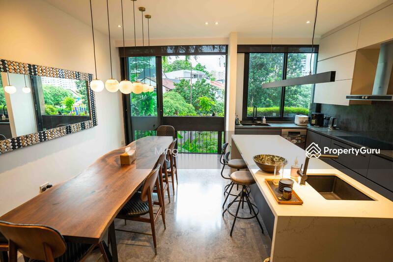 Exclusive List ! Designer Deco! Unblock!