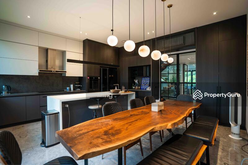 Exclusive List ! Designer Deco! Unblock!