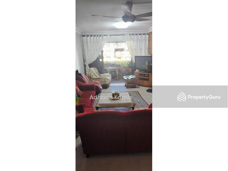 635 Woodlands Ring Road