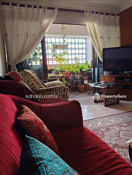 635 Woodlands Ring Road