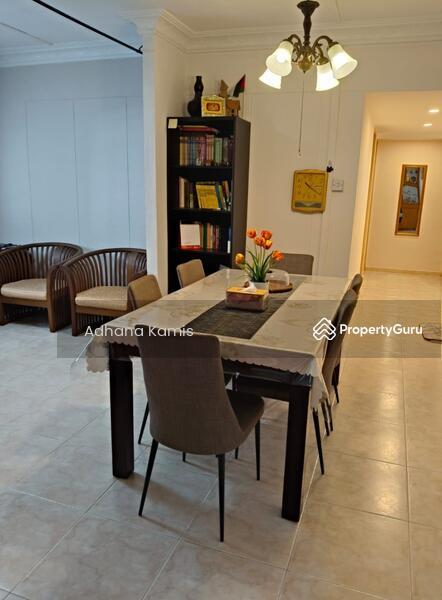 635 Woodlands Ring Road