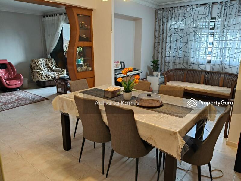 635 Woodlands Ring Road