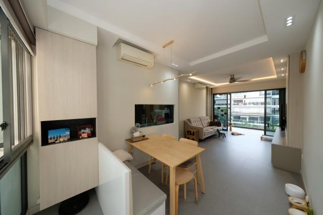 Prop-GPT: Condominium: D17  Parc Olympia