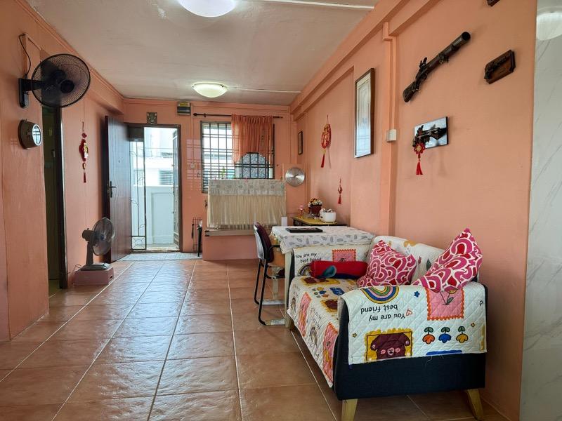 HDB Apartment for Sale: D18, 520411