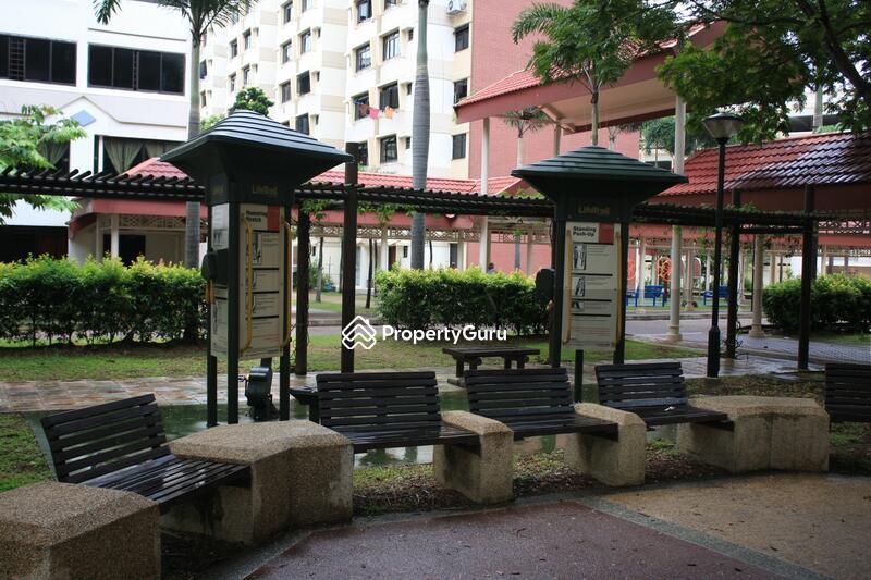 HDB Flat for Sale: D13, 370061