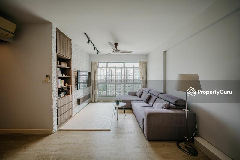 HDB Flat for Sale: D23, 670461
