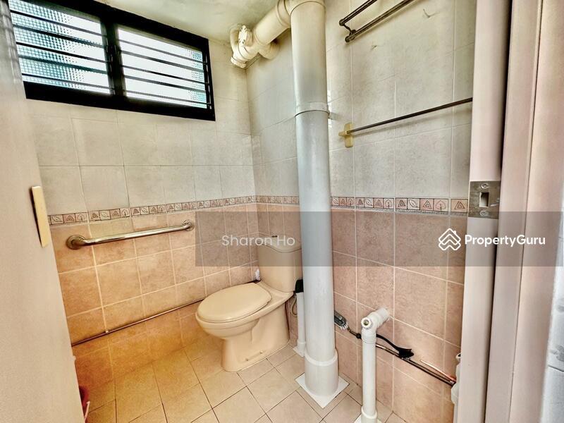 301 Clementi Avenue 4