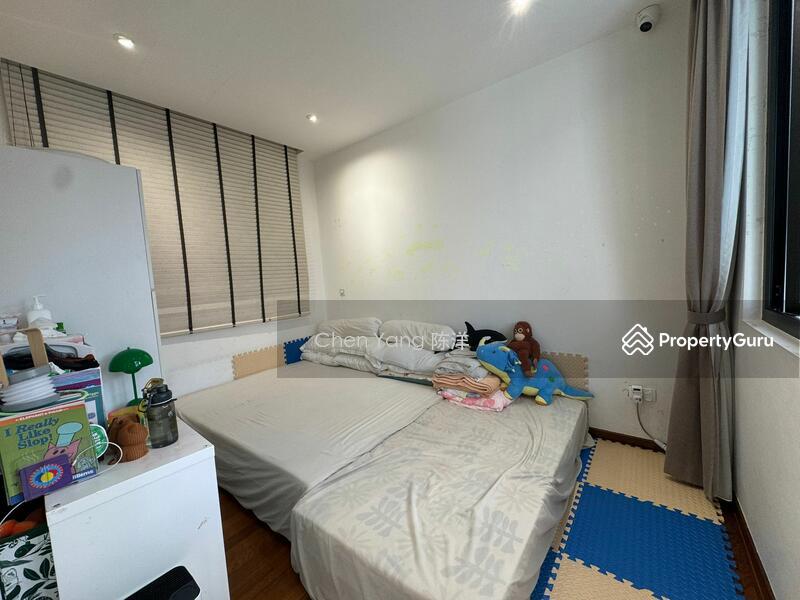 Corner Terrace for Sale: Macpherson, D13, 368660