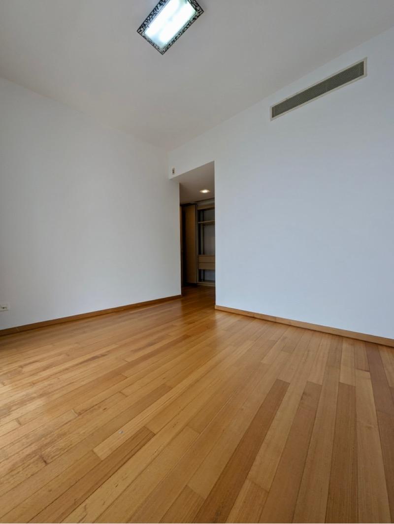 Condominium for Sale: Marina, D01, 018980