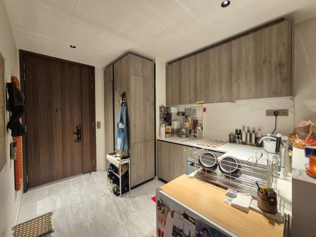 Leedon Green Condominium For Sale, $1,660,000, 1 Bed 1 Bath 538 sqft $3,086.00 psf