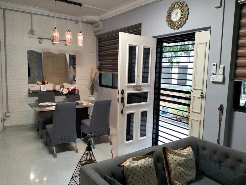 4A landed feel ground floor b186C Rivervale Next to Rivervale Mall HDB Apartment For Sale, $570,000, 3 Bed 2 Bath 979 sqft $582.00 psf