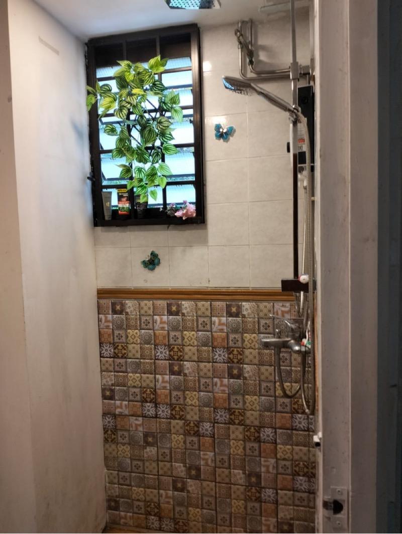 4A landed feel ground floor b186C Rivervale Next to Rivervale Mall HDB Apartment For Sale, $570,000, 3 Bed 2 Bath 979 sqft $582.00 psf