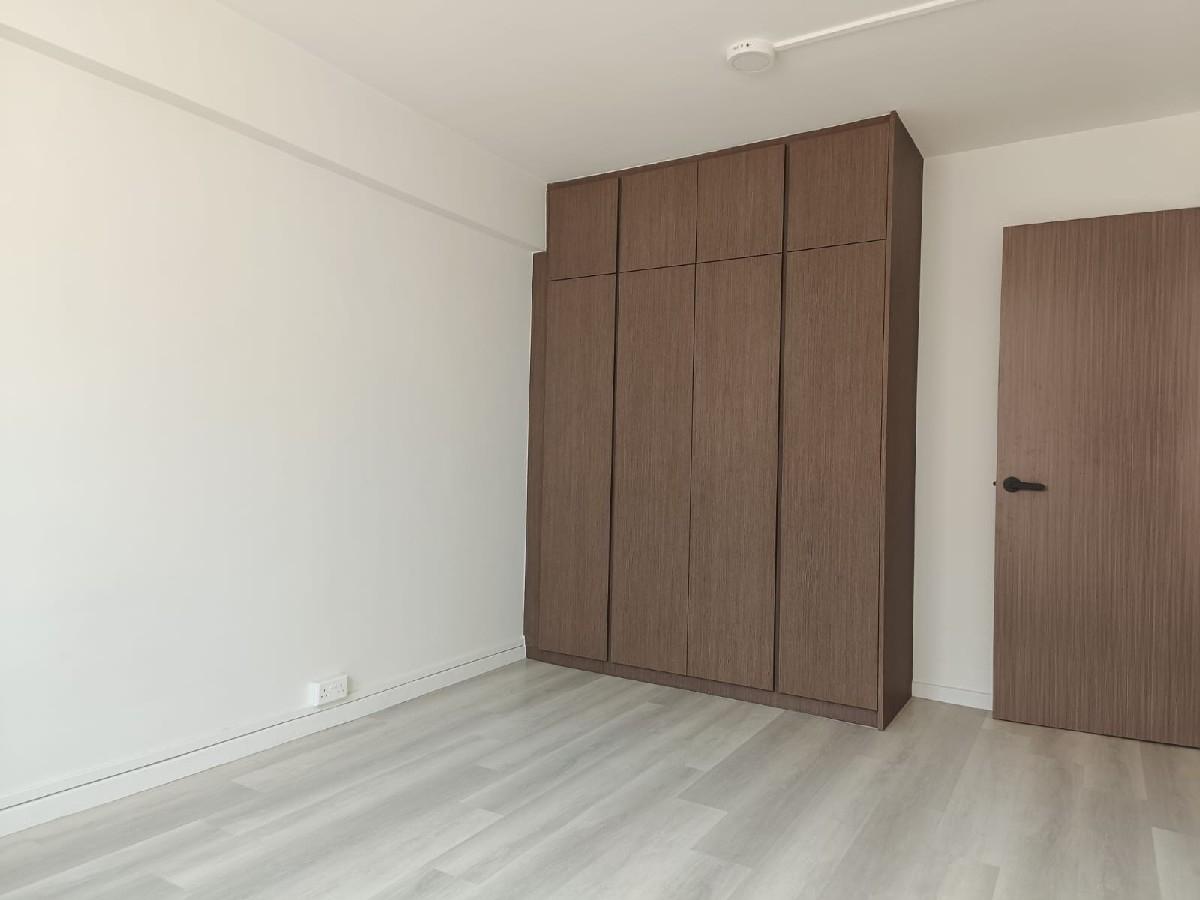 101 Commonwealth Crescent HDB Apartment For Sale, $400,000, 1 Bed 2 Bath 581 sqft $688.00 psf