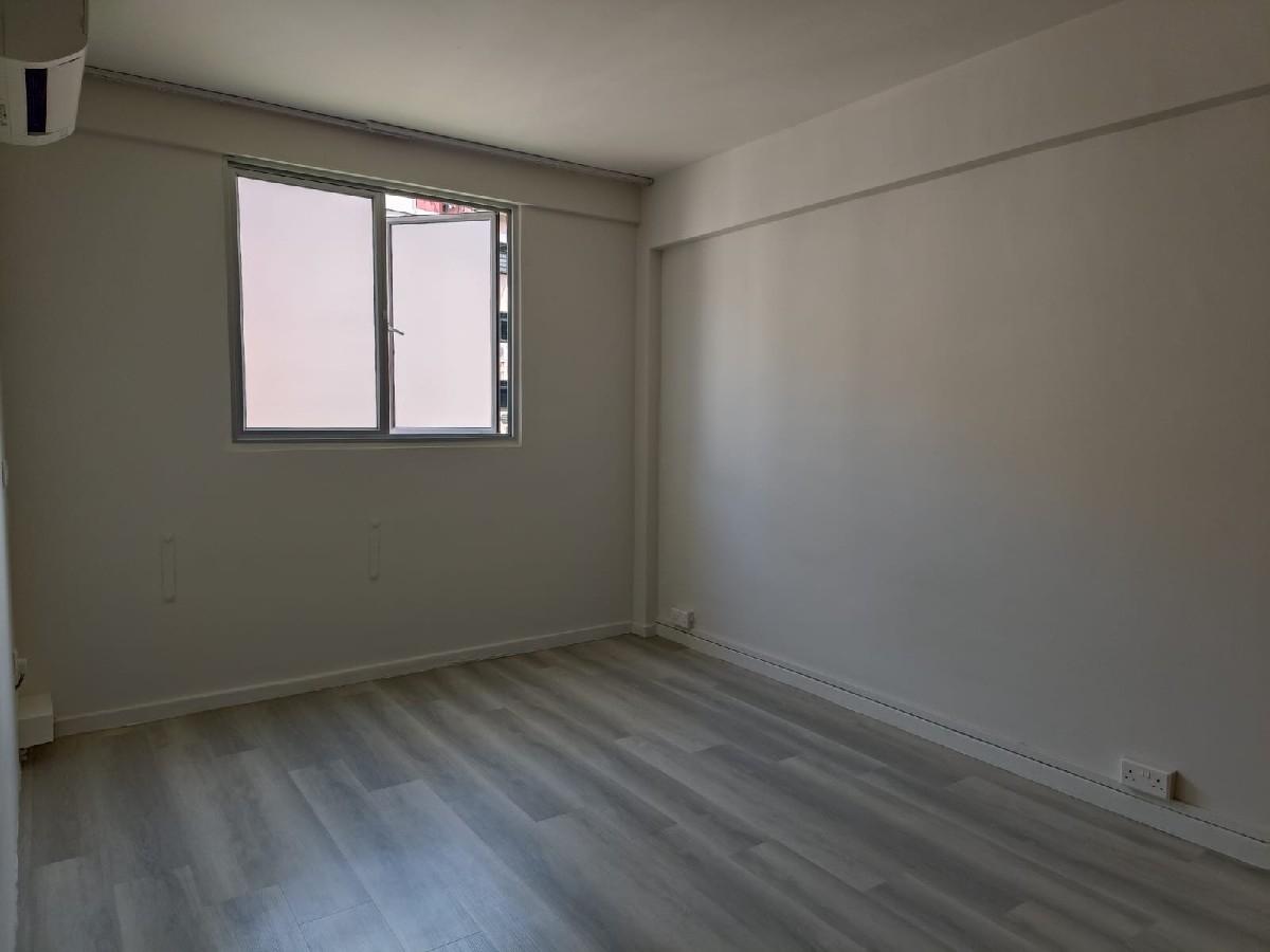 101 Commonwealth Crescent HDB Apartment For Sale, $400,000, 1 Bed 2 Bath 581 sqft $688.00 psf