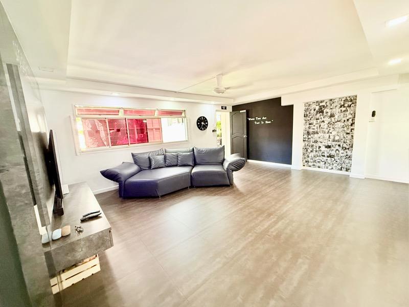 420 Woodlands Street 41 HDB Apartment For Sale, $1,150,000, 5 Bed 3 Bath 1,905 sqft $604.00 psf