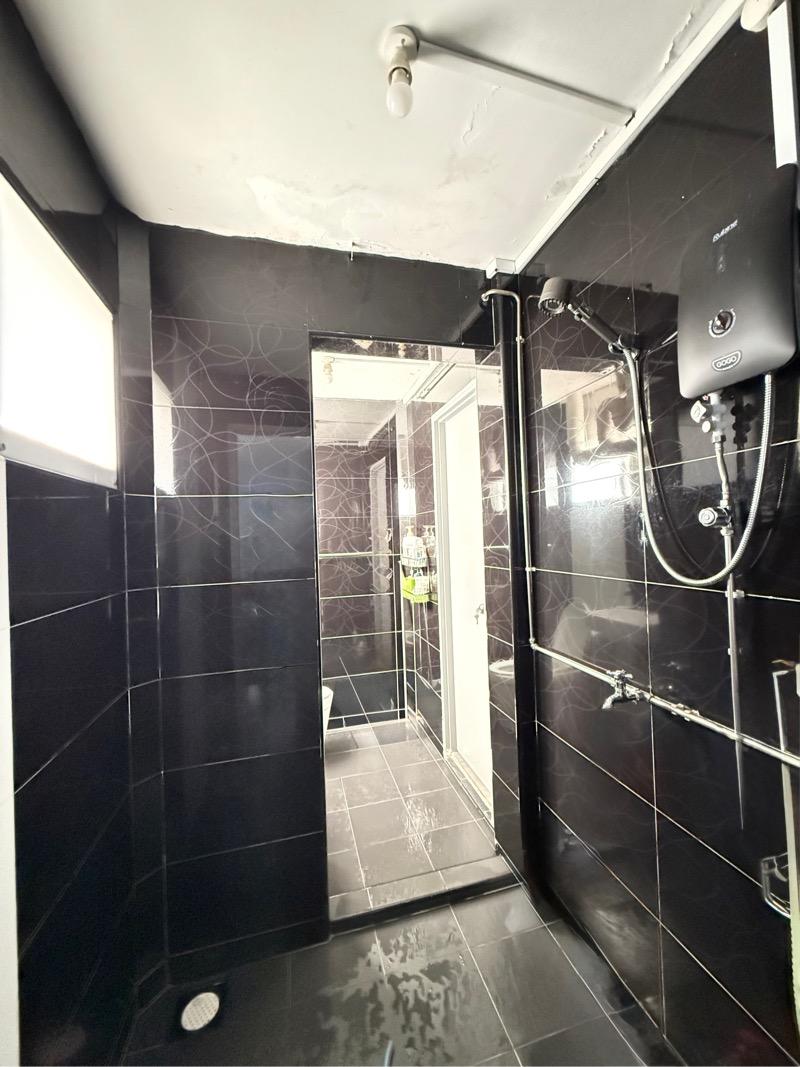 420 Woodlands Street 41 HDB Apartment For Sale, $1,150,000, 5 Bed 3 Bath 1,905 sqft $604.00 psf