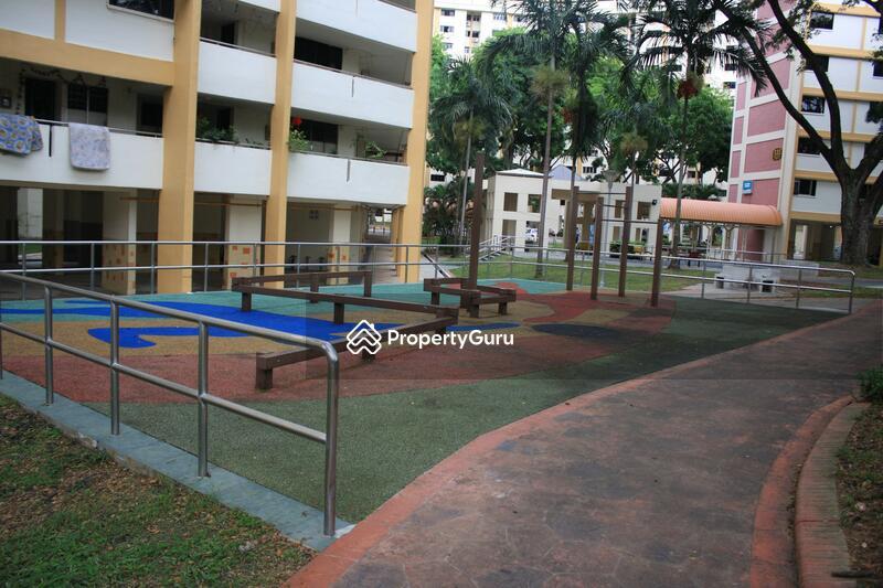 HDB Flat for Sale: D16, 460532