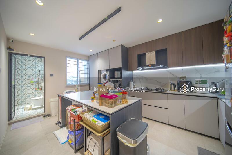 HDB Flat for Sale: Yishun, D27, 760419