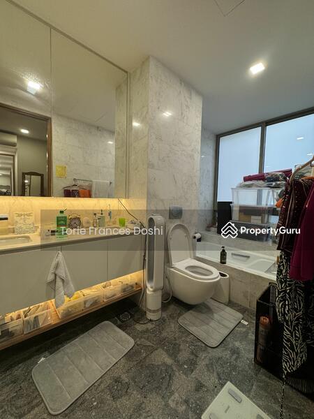 Condominium for Sale: D15, 437878