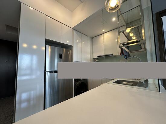 Hillsta Condominium For Sale, $800,000, 1 Bed 1 Bath 570 sqft $1,404.00 psf