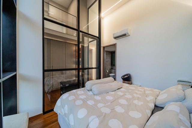 Kent Ridge Hill Residences Condominium For Sale, $2,100,000, 3 Bed 2 Bath 958 sqft $2,192.00 psf