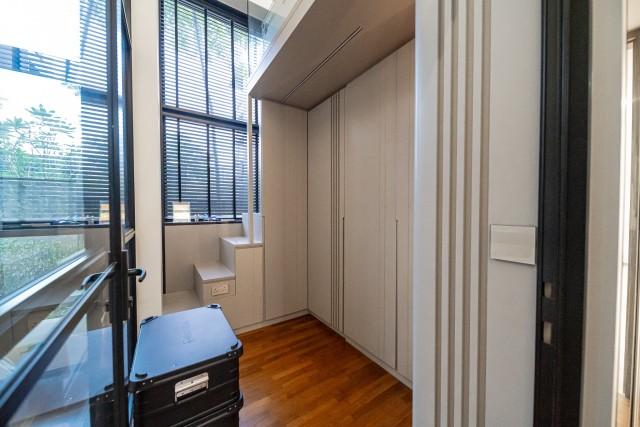 Kent Ridge Hill Residences Condominium For Sale, $2,100,000, 3 Bed 2 Bath 958 sqft $2,192.00 psf