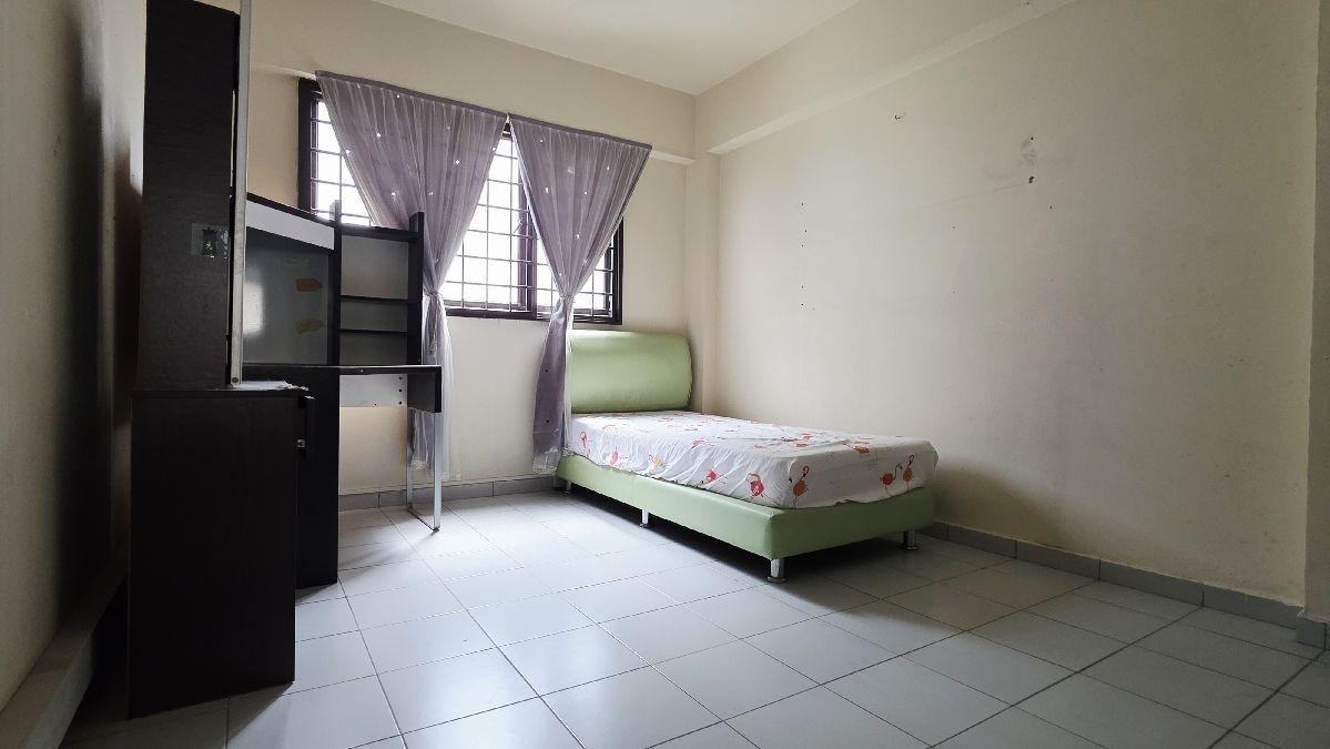 HDB Apartment for Sale: Yishun, D27, 760439