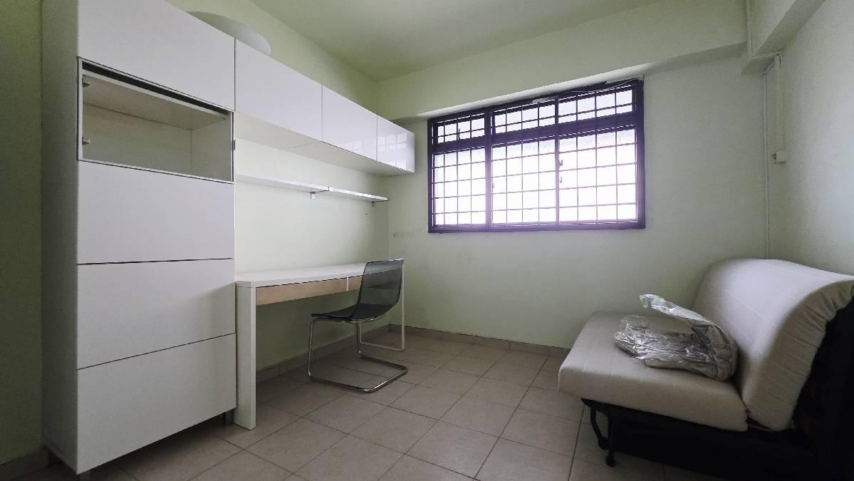 HDB Apartment for Sale: Yishun, D27, 760439