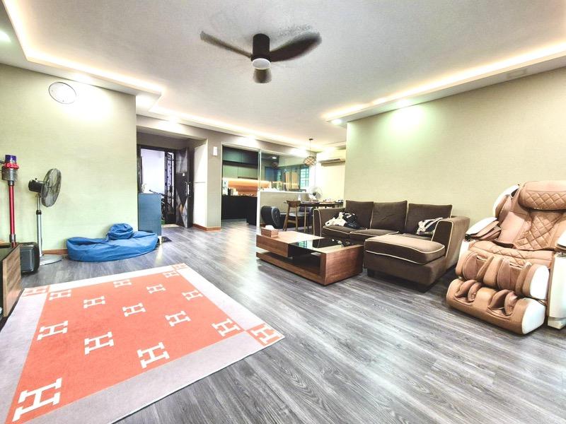 316D Punggol Way HDB Apartment For Sale, $795,000, 3 Bed 2 Bath 1,216 sqft $654.00 psf