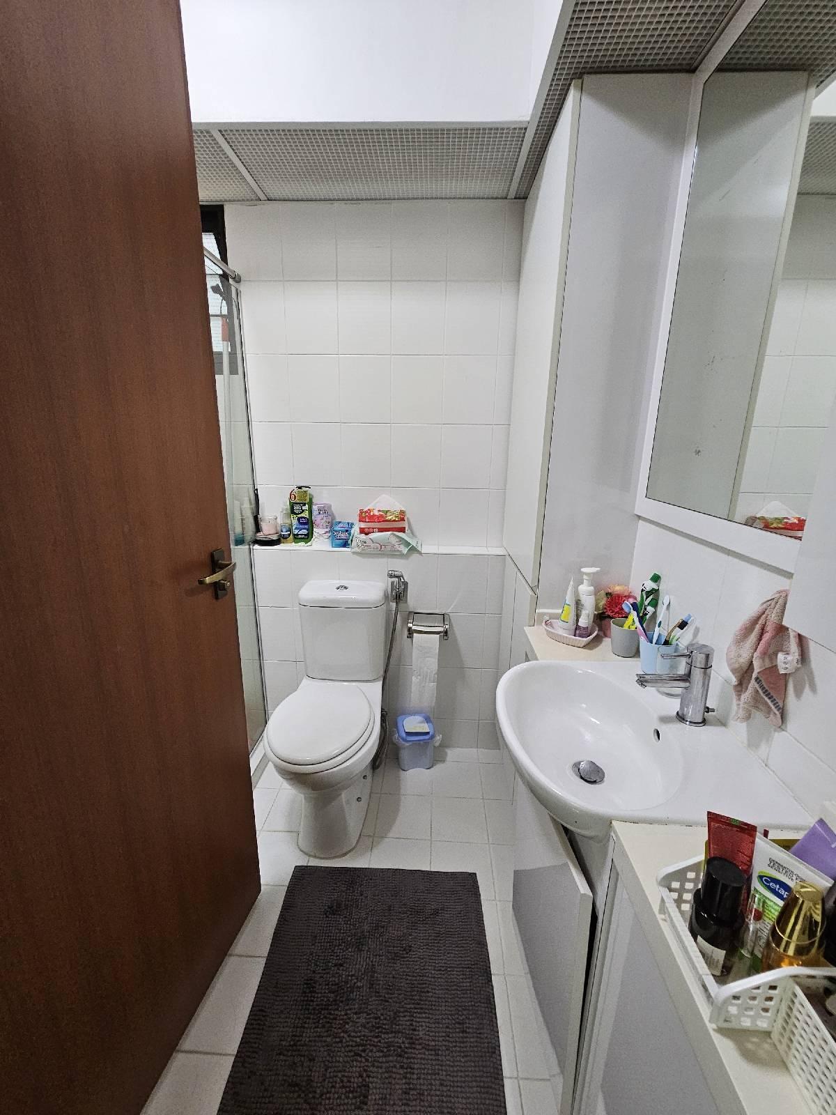 HDB Apartment for Sale: D23, 670486