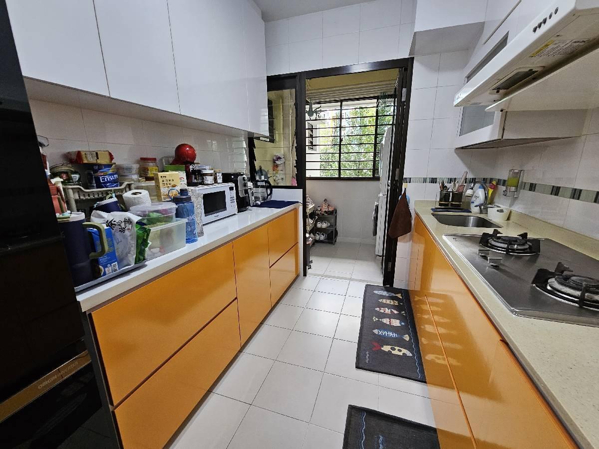 HDB Apartment for Sale: D23, 670486