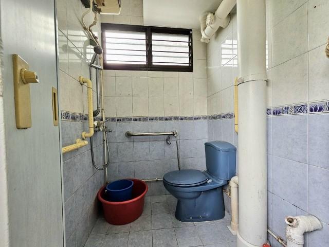 307 Clementi Avenue 4 HDB Apartment For Sale, $688,000, 2 Bed 2 Bath 883 sqft $779.00 psf